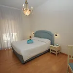 Hotel Tiburtina Station 3*