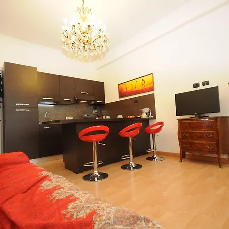 Tiburtina Station Hotel 3*